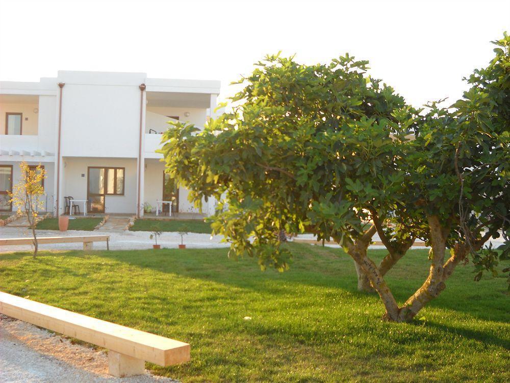 Torre Guaceto Resort Carovigno Kültér fotó
